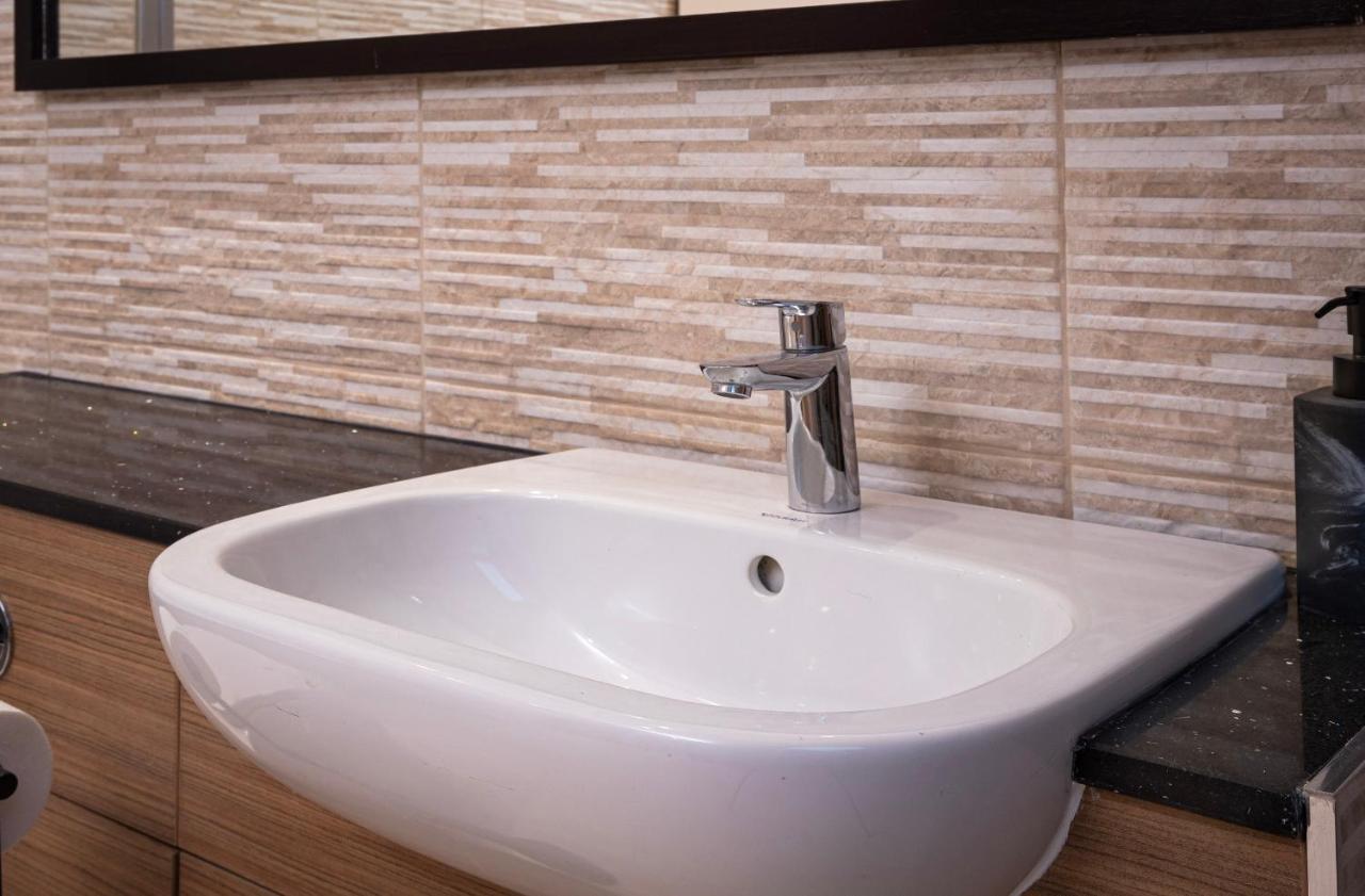 Coral Boutique Apartment 3 Блекпул Екстериор снимка